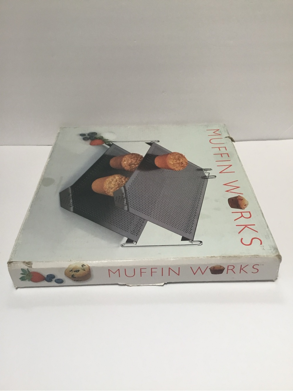 Muffin Works Two Tier Cooling Rack - Picture 7 of 8
